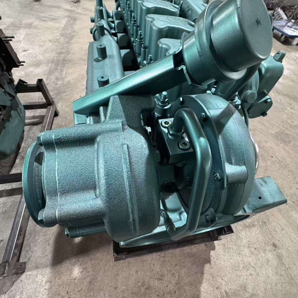 HOWO D10.38-40 - Motor por Trator: foto 3 HOWO D10.38-40 - Motor por Trator: foto 3