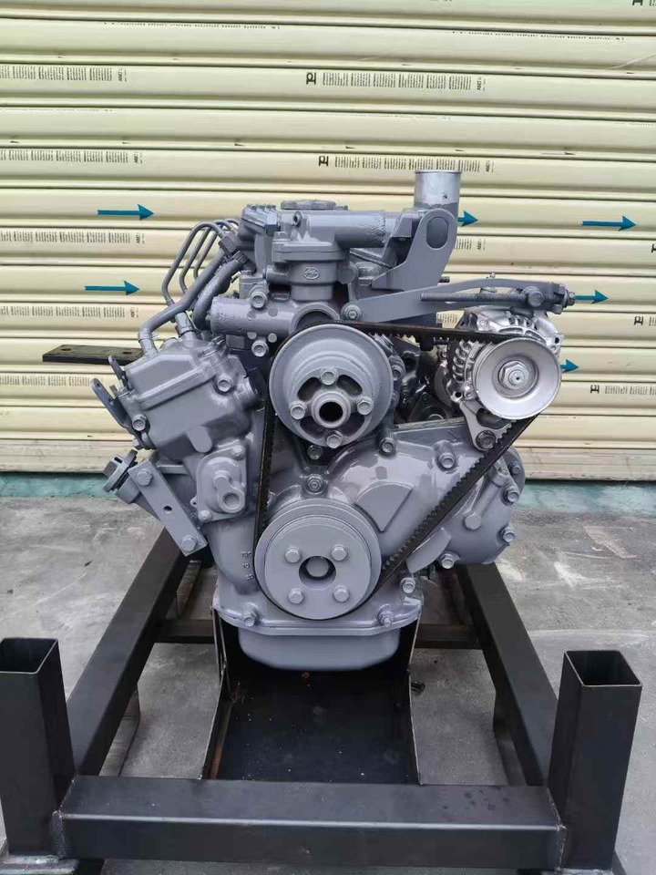 ISUZU 3LB1 - Motor por Escavadeira: foto 1 ISUZU 3LB1 - Motor por Escavadeira: foto 1