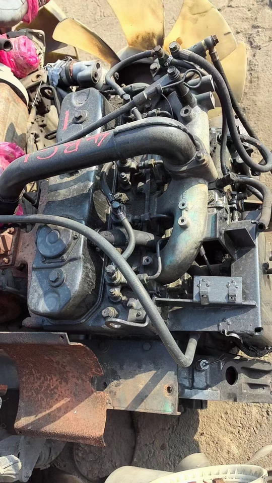 ISUZU 4BG1 - Motor por Escavadeira: foto 1 ISUZU 4BG1 - Motor por Escavadeira: foto 1