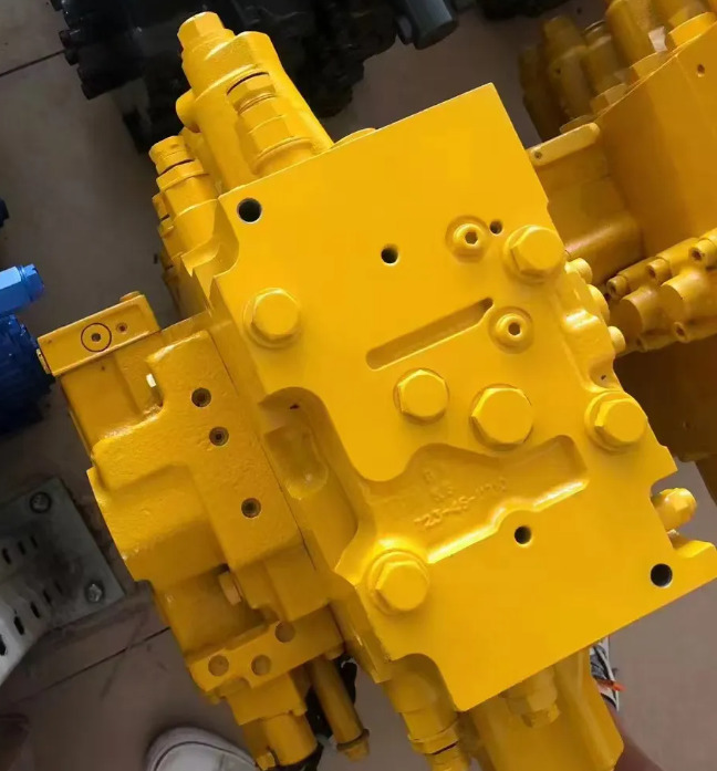 KOMATSU - Válvula por Escavadeira: foto 4 KOMATSU - Válvula por Escavadeira: foto 4