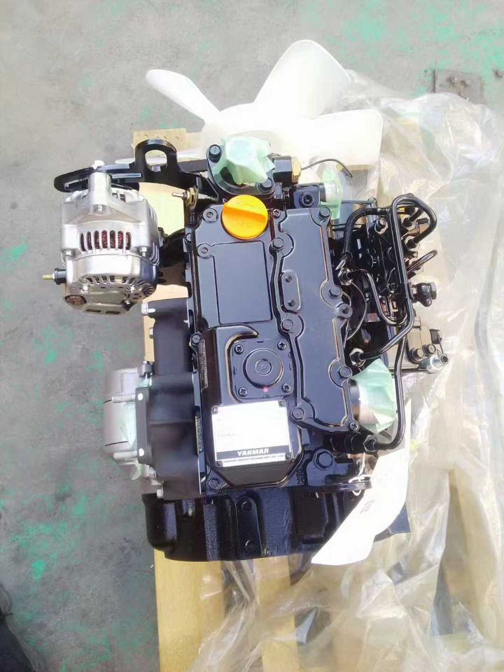 YANMAR 3TNV70 - Motor por Escavadeira: foto 2 YANMAR 3TNV70 - Motor por Escavadeira: foto 2