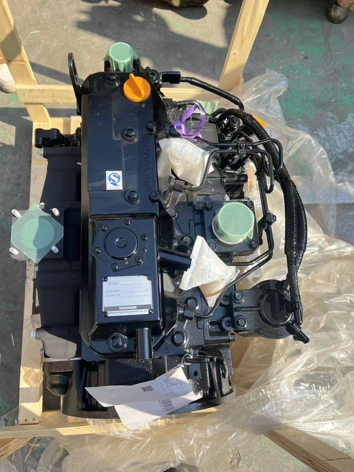 YANMAR 4TNV94L - Motor por Escavadeira: foto 3 YANMAR 4TNV94L - Motor por Escavadeira: foto 3
