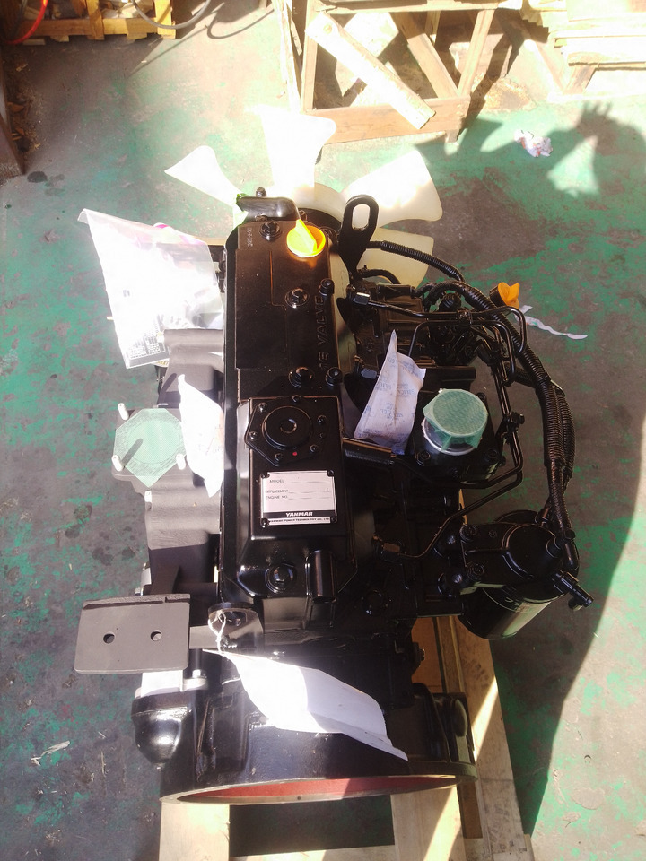 YANMAR 4TNV94L - Motor por Escavadeira: foto 5 YANMAR 4TNV94L - Motor por Escavadeira: foto 5