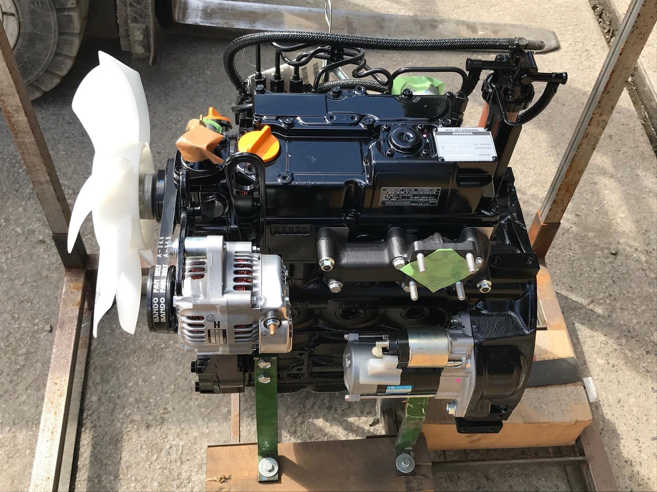 YANMAR Engine YANMAR 3TNV76 - Motor por Escavadeira: foto 1 YANMAR Engine YANMAR 3TNV76 - Motor por Escavadeira: foto 1