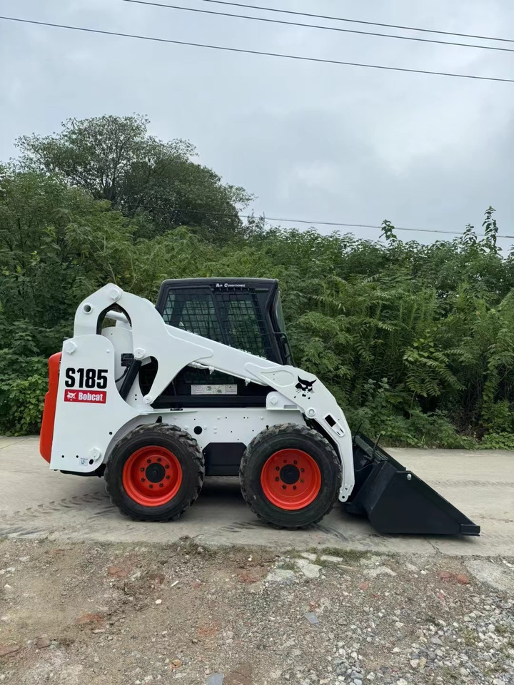 BOBCAT High Quality BOBCAT-S185 Skid Steer Loader in Good Condition - Mini pá carregadora: foto 2 BOBCAT High Quality BOBCAT-S185 Skid Steer Loader in Good Condition - Mini pá carregadora: foto 2