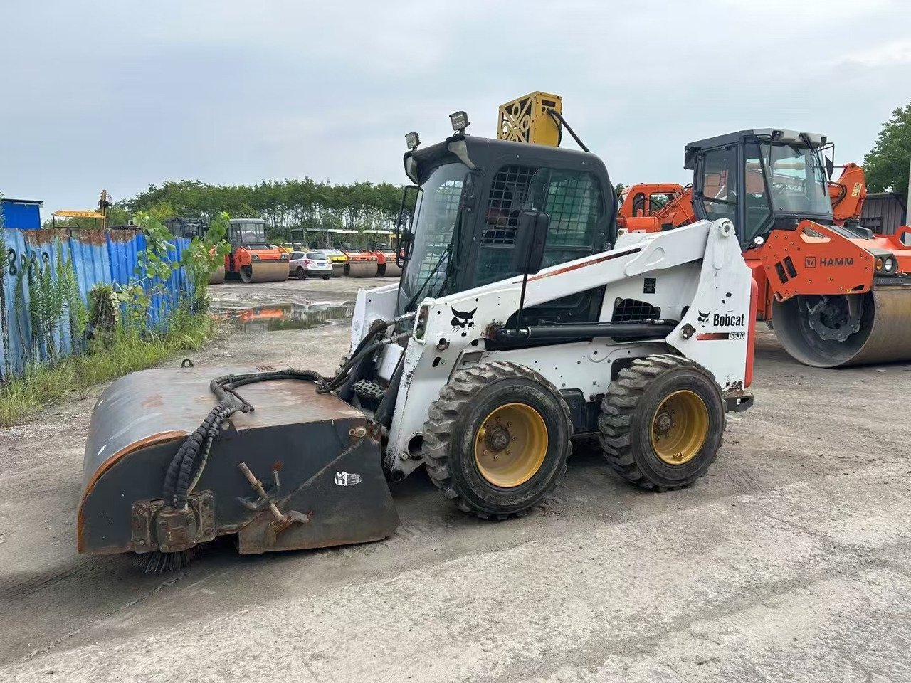 BOBCAT High Quality Used Bobcat S630 Skip Steer - Mini pá carregadora: foto 1 BOBCAT High Quality Used Bobcat S630 Skip Steer - Mini pá carregadora: foto 1