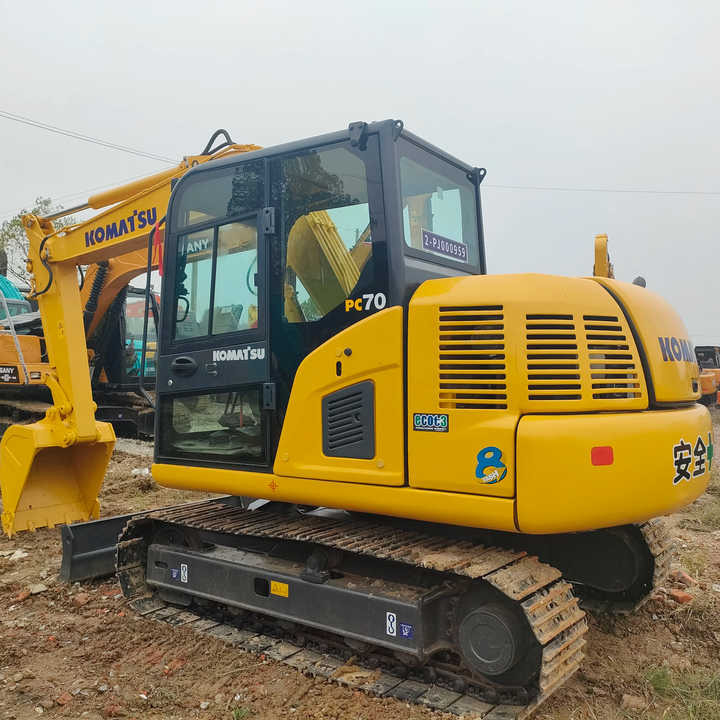 Cheap Used Komatsu PC70-8 Crawler Excavator with High Efficiency Used Heavy Machinery Komatsu PC70-8 Digger Cheap for Sale - Escavadora de rastos: foto 2 Cheap Used Komatsu PC70-8 Crawler Excavator with High Efficiency Used Heavy Machinery Komatsu PC70-8 Digger Cheap for Sale - Escavadora de rastos: foto 2