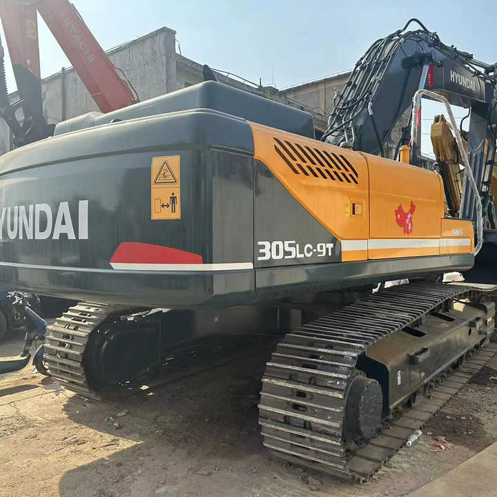 Heavy-Duty Hyundai 305 Excavator for Mining & Construction - Well-Maintained, Warranty Included - Escavadora de rastos: foto 1 Heavy-Duty Hyundai 305 Excavator for Mining & Construction - Well-Maintained, Warranty Included - Escavadora de rastos: foto 1