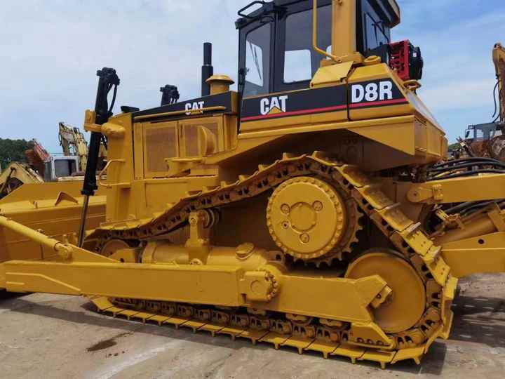 Hot Sale Used Original Japan Cat D8r Bulldozer/Big Dozer D 8 D7 Used D7r Bulldozer - Buldôzer: foto 2 Hot Sale Used Original Japan Cat D8r Bulldozer/Big Dozer D 8 D7 Used D7r Bulldozer - Buldôzer: foto 2