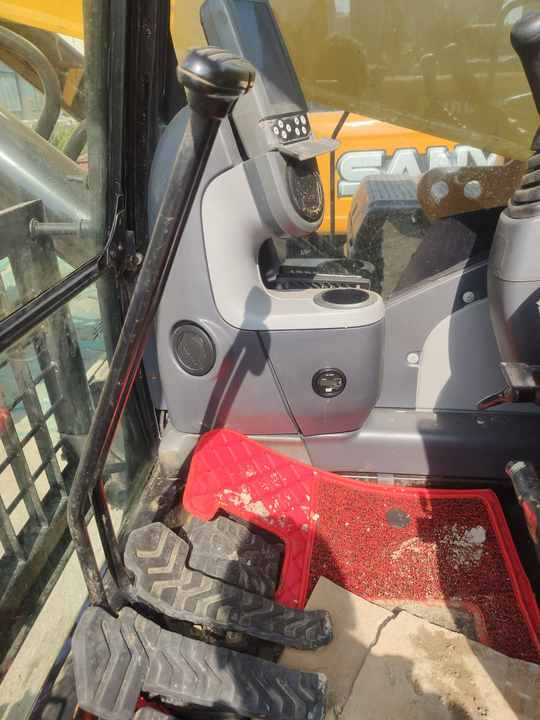 Hot Selling High Quality Used Excavator CAT 330D Hydraulic Excavator in Stock - Escavadeira: foto 4 Hot Selling High Quality Used Excavator CAT 330D Hydraulic Excavator in Stock - Escavadeira: foto 4