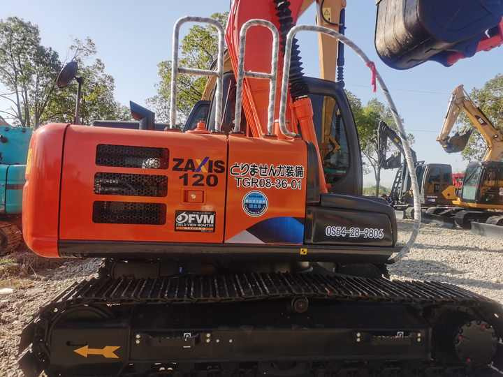 Japan Original Hitachi ZX120 Crawler Excavator Perfect for Various Projects Available Used Excavators for Sale - Escavadora de rastos: foto 2 Japan Original Hitachi ZX120 Crawler Excavator Perfect for Various Projects Available Used Excavators for Sale - Escavadora de rastos: foto 2