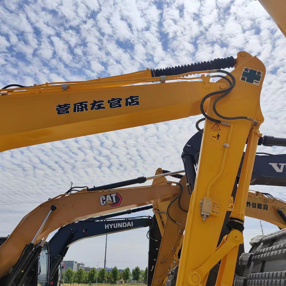 Komatsu PC 200 Used Excavator Hotsale Second hand - Escavadora de rastos: foto 5 Komatsu PC 200 Used Excavator Hotsale Second hand - Escavadora de rastos: foto 5