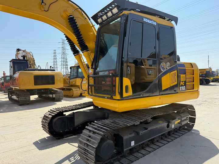 Low Shipping Mini Used Excavator Construction Machine Used komatsu Pc110 - Escavadora de rastos: foto 4 Low Shipping Mini Used Excavator Construction Machine Used komatsu Pc110 - Escavadora de rastos: foto 4