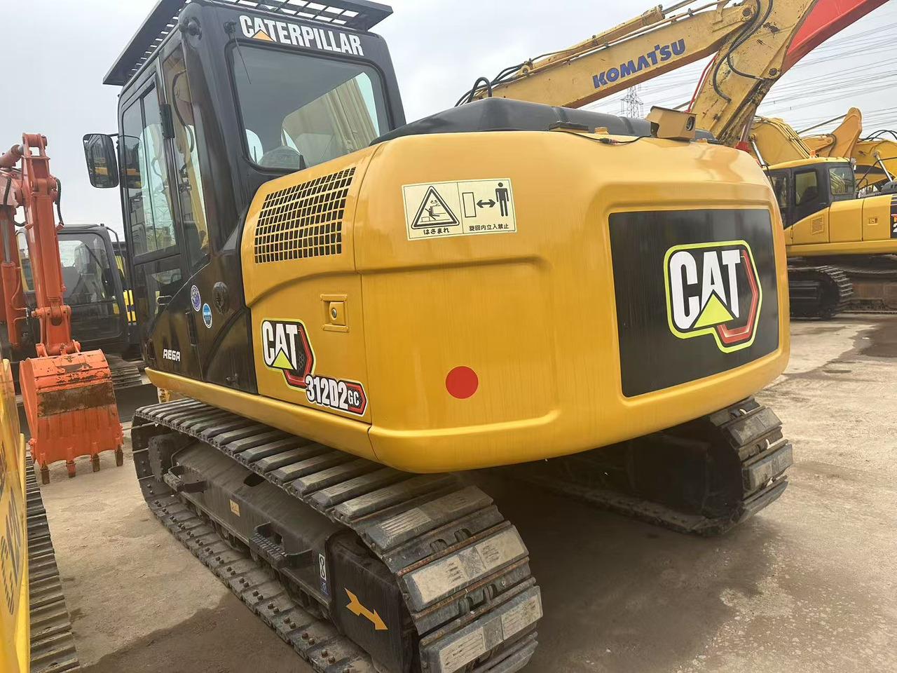 CRAWLER EXCAVATOR Used Caterpillar Cat312D2 Excavator Original Japan Heavy Machinery Caterpillar 312D2 Excavator for Sale - Máquina de construção: foto 5 CRAWLER EXCAVATOR Used Caterpillar Cat312D2 Excavator Original Japan Heavy Machinery Caterpillar 312D2 Excavator for Sale - Máquina de construção: foto 5