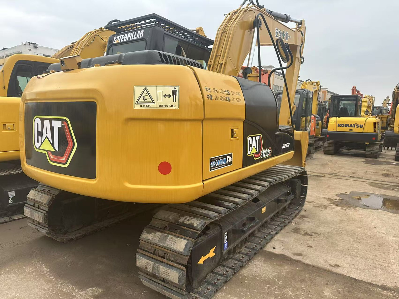 CRAWLER EXCAVATOR Used Caterpillar Cat312D2 Excavator Original Japan Heavy Machinery Caterpillar 312D2 Excavator for Sale - Máquina de construção: foto 4 CRAWLER EXCAVATOR Used Caterpillar Cat312D2 Excavator Original Japan Heavy Machinery Caterpillar 312D2 Excavator for Sale - Máquina de construção: foto 4