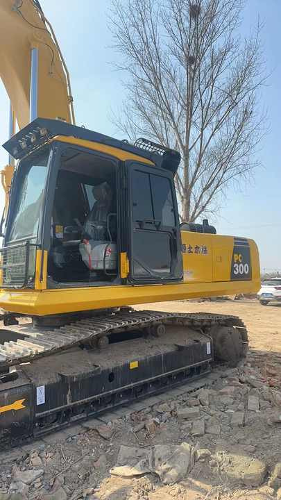 Nice Performance komatsu Pc300-7 Excavator Second Hand 30 Ton Construction Equipment Komatsu Excavator in Stock for Sale - Escavadeira: foto 2 Nice Performance komatsu Pc300-7 Excavator Second Hand 30 Ton Construction Equipment Komatsu Excavator in Stock for Sale - Escavadeira: foto 2