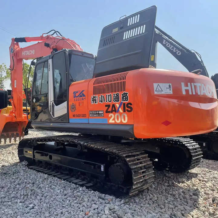 Original Japan Hitachi ZX200-3 Excavator Hitachi Excavator in Low Price for Hot Sale - Escavadora de rastos: foto 3 Original Japan Hitachi ZX200-3 Excavator Hitachi Excavator in Low Price for Hot Sale - Escavadora de rastos: foto 3