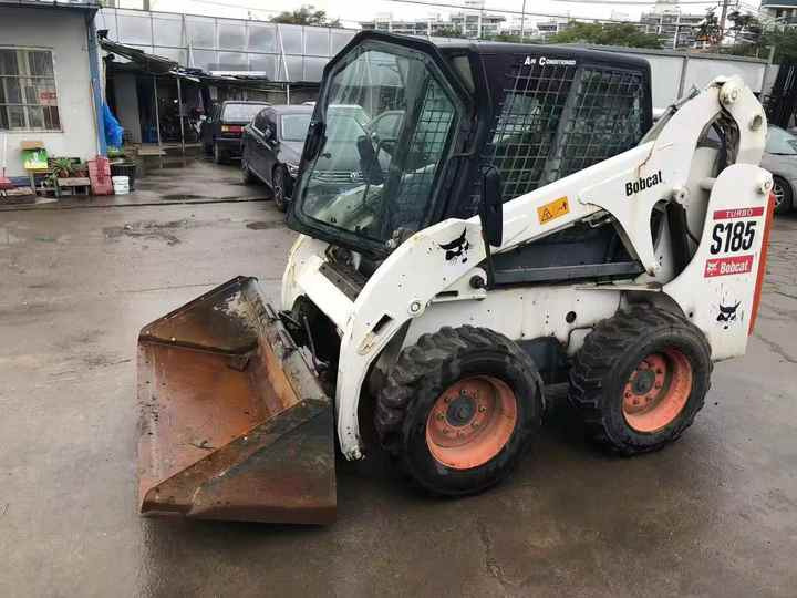 Used BobCat Bob Cat S185 Used Mini Skid Steer Wheel Loader Multifunctional Track Loaders Bobcat - Mini pá carregadora: foto 3 Used BobCat Bob Cat S185 Used Mini Skid Steer Wheel Loader Multifunctional Track Loaders Bobcat - Mini pá carregadora: foto 3