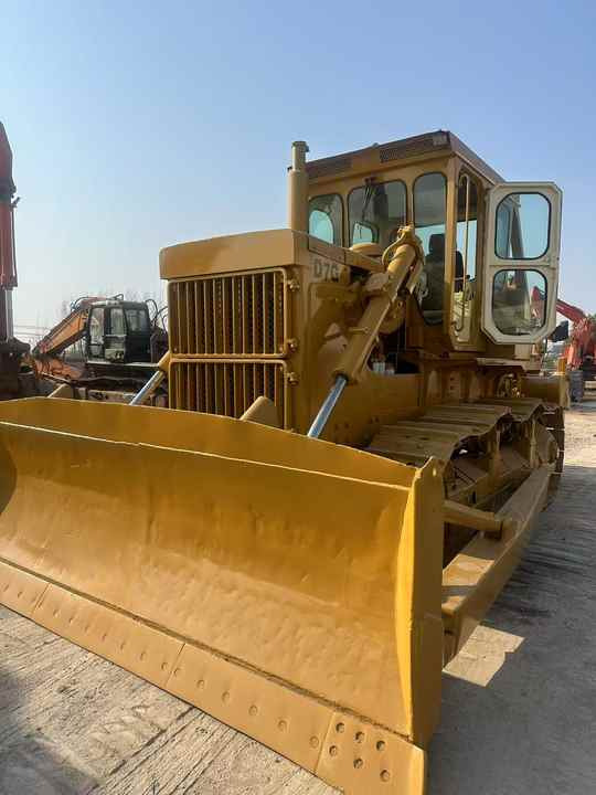 Used Cat D7G New Model Bulldozer Second Hand Machine Popular Brand Caterpillar Crawler Bulldozer Hydraulic Machinery - Buldôzer: foto 3 Used Cat D7G New Model Bulldozer Second Hand Machine Popular Brand Caterpillar Crawler Bulldozer Hydraulic Machinery - Buldôzer: foto 3