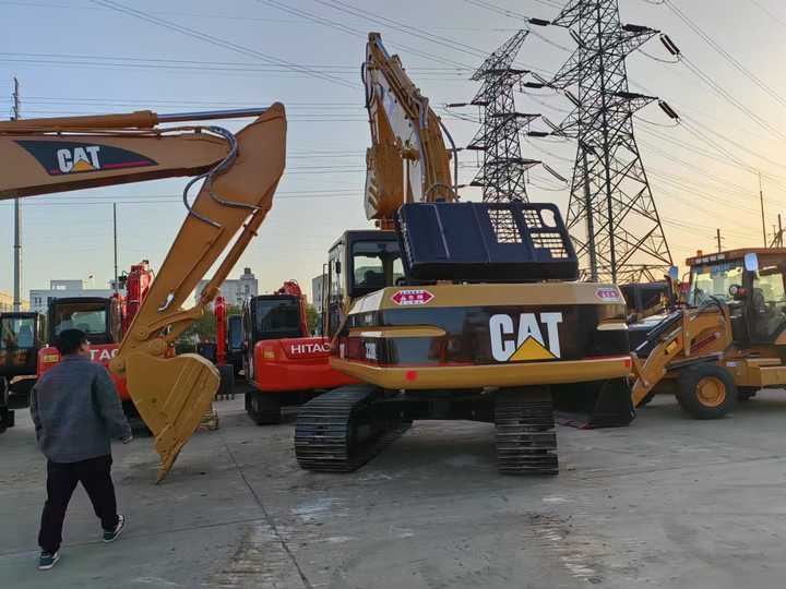 Used Cat Excavator Japan 20 Tons Digger Machinery Caterpillar CAT 320BL for Sale Cat 320B 320BL 320C 320D 320CL 320DL in Stock - Escavadeira: foto 3 Used Cat Excavator Japan 20 Tons Digger Machinery Caterpillar CAT 320BL for Sale Cat 320B 320BL 320C 320D 320CL 320DL in Stock - Escavadeira: foto 3