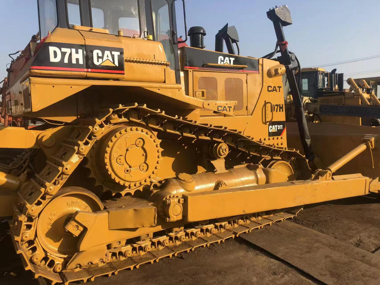 Used Caterpillar Cat D7H Dozer, Second Hand Cat D7H Bulldozer With Stong Blade - Buldôzer: foto 3 Used Caterpillar Cat D7H Dozer, Second Hand Cat D7H Bulldozer With Stong Blade - Buldôzer: foto 3