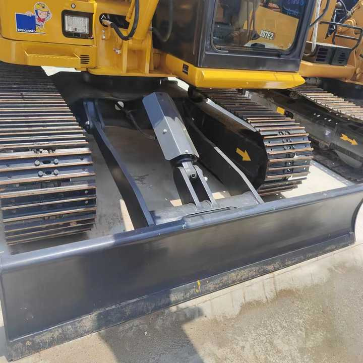 Used Excavator KOMATSU PC70-8 Construction Machinery Excavator PC70-8 PC60 PC70 Excavators for Sale at Negotiable Price - Escavadeira: foto 4 Used Excavator KOMATSU PC70-8 Construction Machinery Excavator PC70-8 PC60 PC70 Excavators for Sale at Negotiable Price - Escavadeira: foto 4