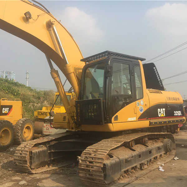 Used Excavator Machine CAT 325DL Construction Good Efficient Used Machinery Caterpillar Used CAT 325DL Excavators - Escavadeira de rodas: foto 1 Used Excavator Machine CAT 325DL Construction Good Efficient Used Machinery Caterpillar Used CAT 325DL Excavators - Escavadeira de rodas: foto 1