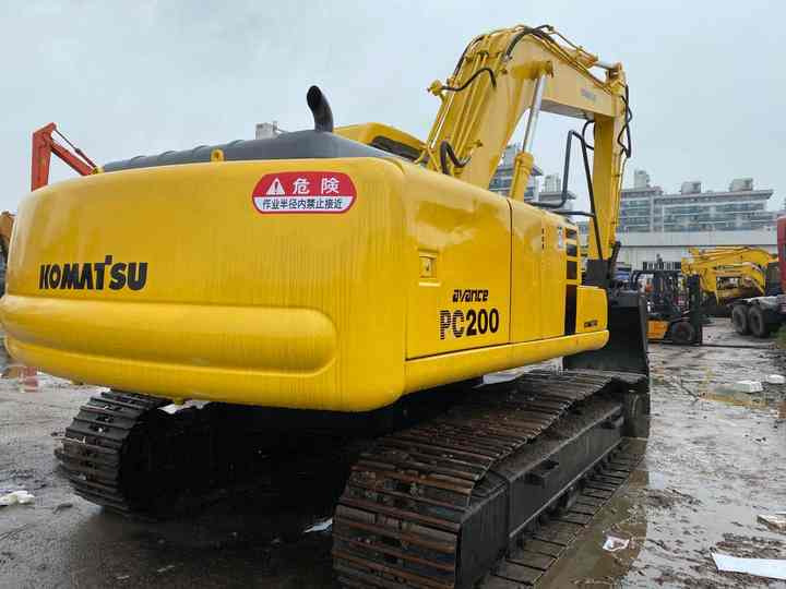 Used Good Quality Japan Original PC200-6 in Good Condition PC200-6 Komatsu - Escavadora de rastos: foto 3 Used Good Quality Japan Original PC200-6 in Good Condition PC200-6 Komatsu - Escavadora de rastos: foto 3