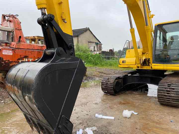 Escavadora de rastos Used Good Quality Japan Original PC200-6 in Good Condition PC200-6 Komatsu: foto 6