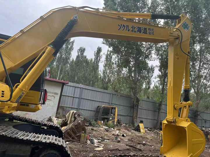 Used Good Quality Japan Original PC220-8 in Good Condition PC220-8 Komatsu - Escavadora de rastos: foto 5 Used Good Quality Japan Original PC220-8 in Good Condition PC220-8 Komatsu - Escavadora de rastos: foto 5