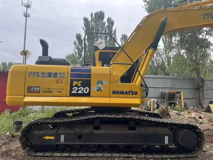 Used Good Quality Japan Original PC220-8 in Good Condition PC220-8 Komatsu - Escavadora de rastos: foto 3 Used Good Quality Japan Original PC220-8 in Good Condition PC220-8 Komatsu - Escavadora de rastos: foto 3