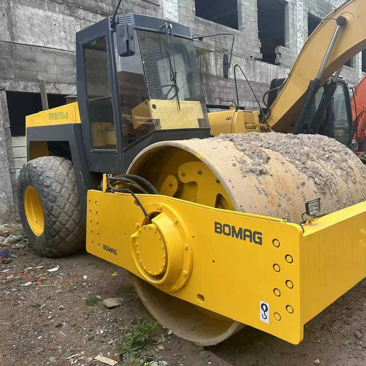 Compactador de asfalto Used Heavy Construction Equipment BW217D Second Hand Road Rollers Used Machine Hot Sale: foto 1