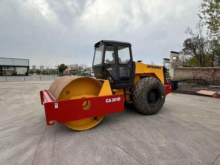Used Heavy Construction Equipment Dynapac Ca301d Second Hand Road Rollers Used Machine Hot Sale - Compactador: foto 2 Used Heavy Construction Equipment Dynapac Ca301d Second Hand Road Rollers Used Machine Hot Sale - Compactador: foto 2
