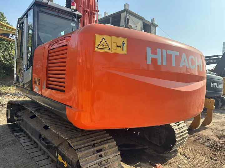 Used Hitachi ZX200-3 Excavator for Construction with Cheap Price - Escavadora de rastos: foto 4 Used Hitachi ZX200-3 Excavator for Construction with Cheap Price - Escavadora de rastos: foto 4