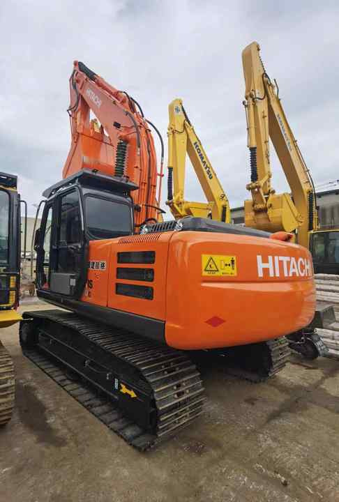 Used Hitachi ZX200-3G Excavator for Sale - Low Hours, Full Documentation, 2-Year Warranty - Escavadora de rastos: foto 2 Used Hitachi ZX200-3G Excavator for Sale - Low Hours, Full Documentation, 2-Year Warranty - Escavadora de rastos: foto 2