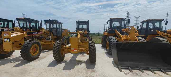 Used Japan Imported Caterpillar 140M Cat 140m Motor Grader with Good Quality and Low Price for Sale - Escavadeira: foto 3 Used Japan Imported Caterpillar 140M Cat 140m Motor Grader with Good Quality and Low Price for Sale - Escavadeira: foto 3