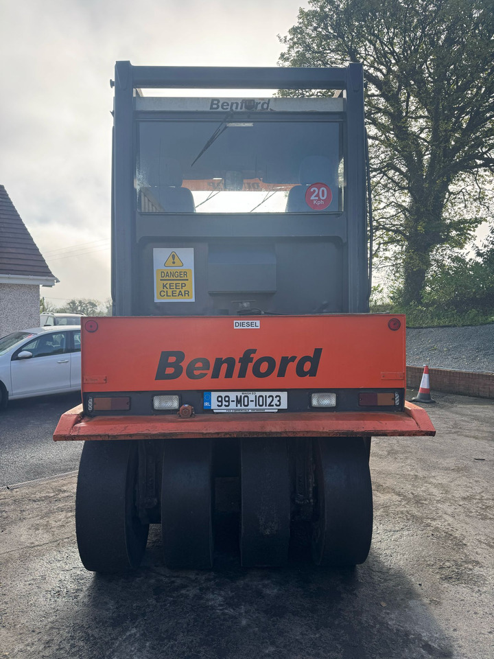 Compactador de pneus Bomag BW20R: foto 6