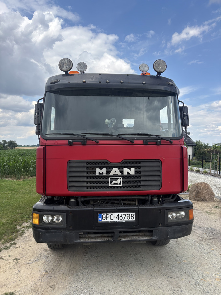 MAN F2000 27.464 6X4 - Camião chassi: foto 2 MAN F2000 27.464 6X4 - Camião chassi: foto 2