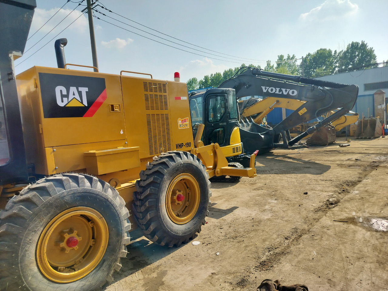 CATERPILLAR 140H - Motoniveladora: foto 2 CATERPILLAR 140H - Motoniveladora: foto 2