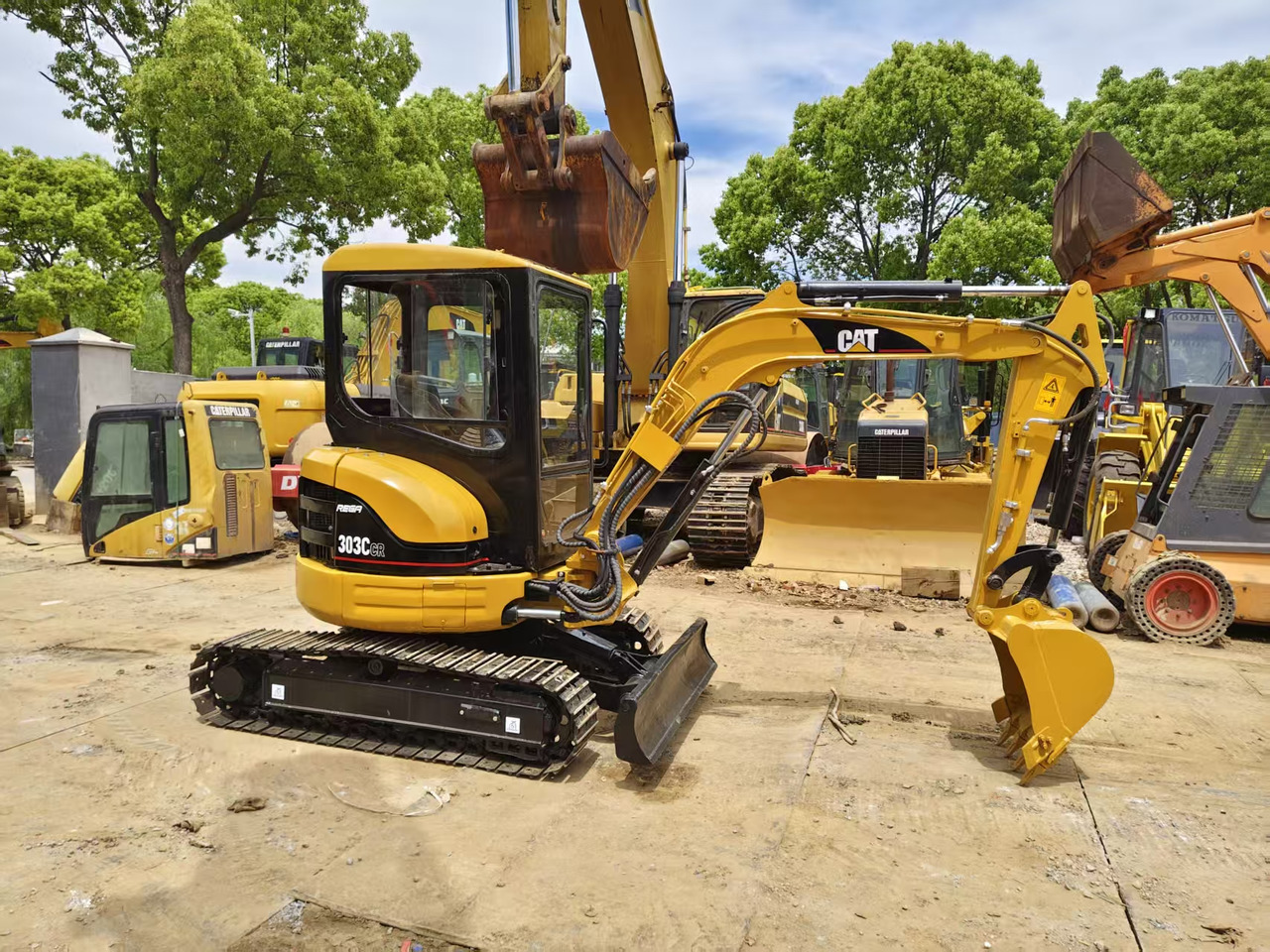 CATERPILLAR 303CR - Mini escavadeira: foto 3 CATERPILLAR 303CR - Mini escavadeira: foto 3