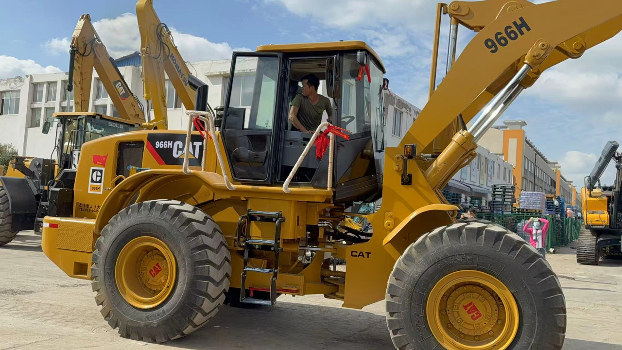 CATERPILLAR 966H - Pá carregadora de rodas: foto 3 CATERPILLAR 966H - Pá carregadora de rodas: foto 3