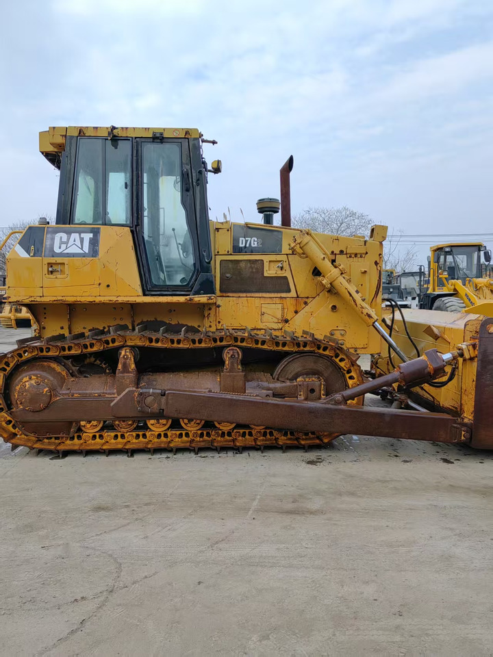 CATERPILLAR D7G2 - Buldôzer: foto 1 CATERPILLAR D7G2 - Buldôzer: foto 1
