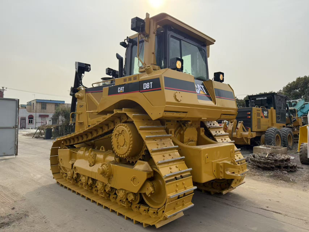 CATERPILLAR D8T - Buldôzer: foto 4 CATERPILLAR D8T - Buldôzer: foto 4