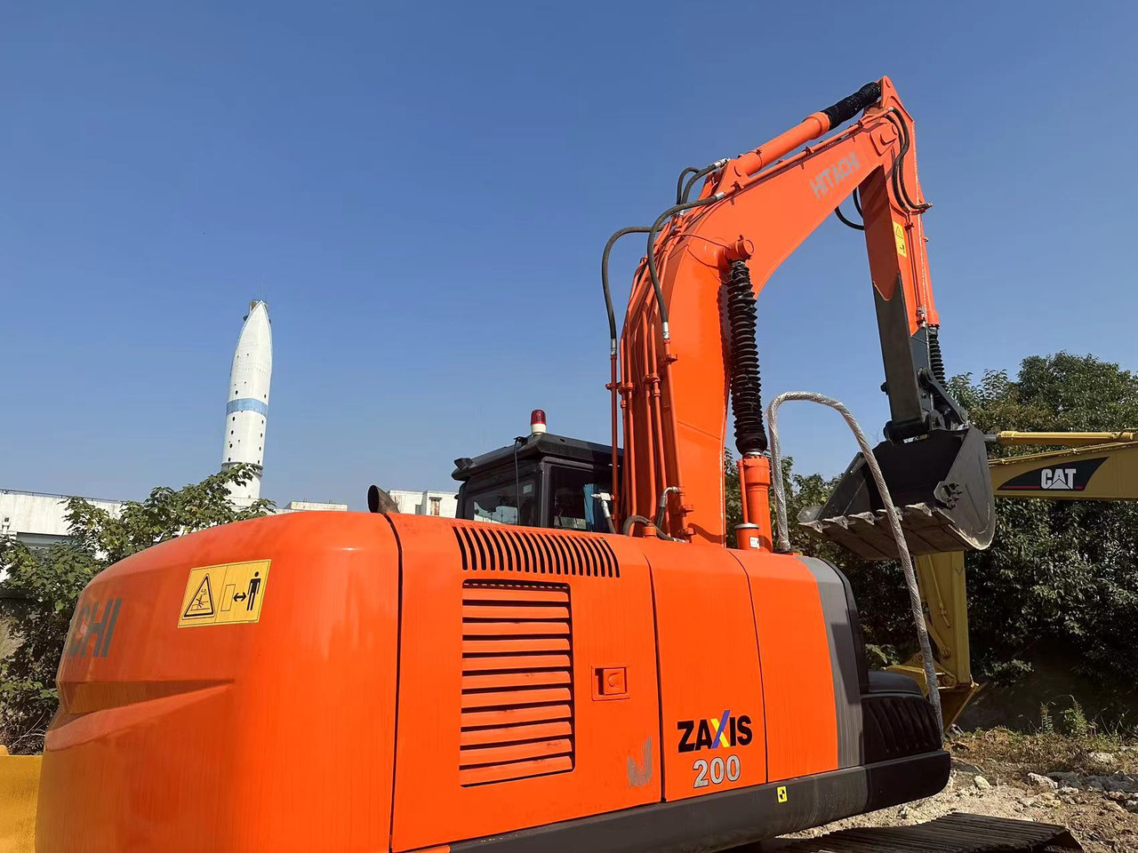 HITACHI ZX200-3 - Escavadora de rastos: foto 3 HITACHI ZX200-3 - Escavadora de rastos: foto 3