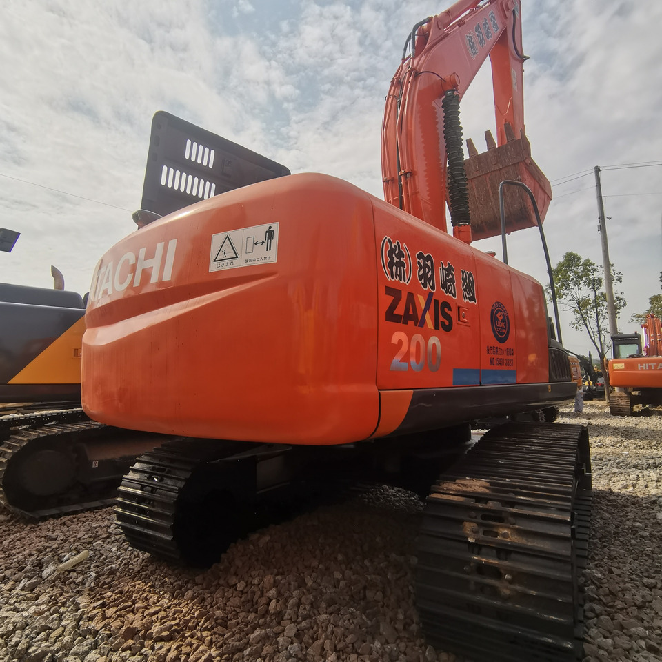 HITACHI ZX200-3 - Escavadora de rastos: foto 3 HITACHI ZX200-3 - Escavadora de rastos: foto 3