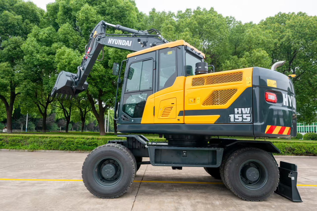 HYUNDAI HW155 - Escavadeira de rodas: foto 5 HYUNDAI HW155 - Escavadeira de rodas: foto 5