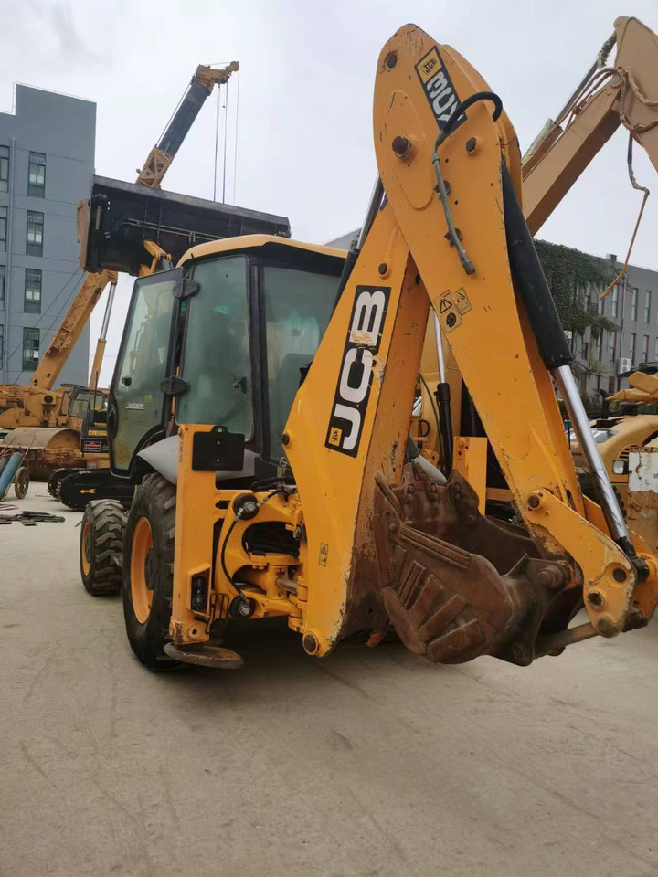 JCB 3CX - Retroescavadeira: foto 1 JCB 3CX - Retroescavadeira: foto 1