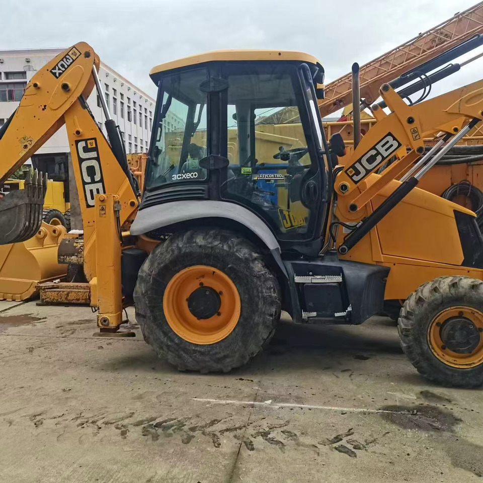 JCB 3CX - Retroescavadeira: foto 2 JCB 3CX - Retroescavadeira: foto 2