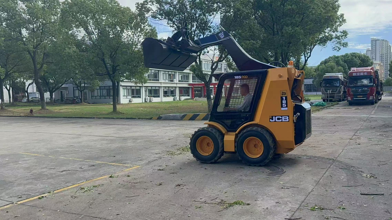 JCB JCB 185 - Mini pá carregadora: foto 1 JCB JCB 185 - Mini pá carregadora: foto 1