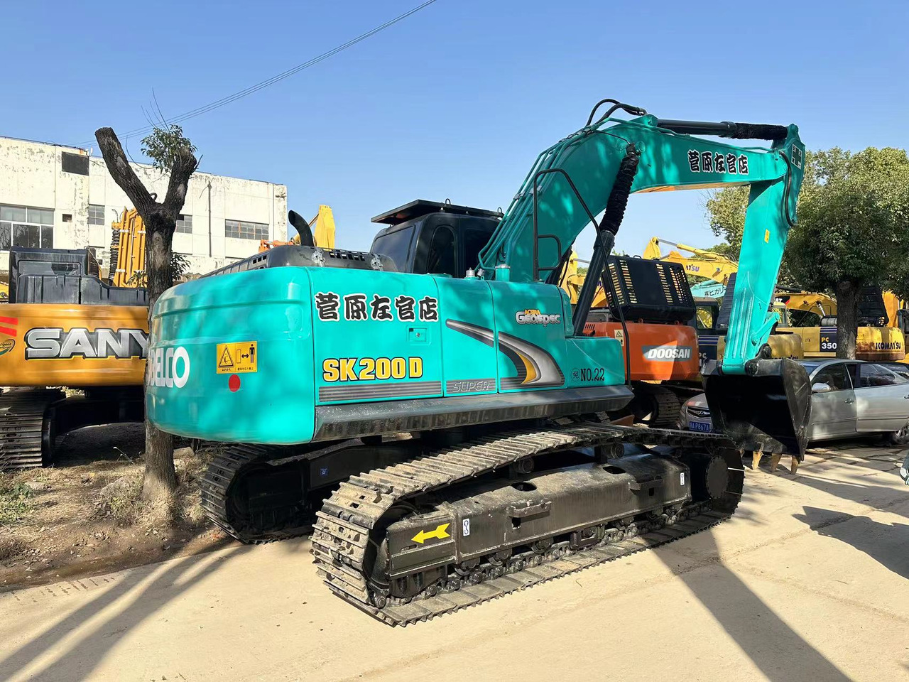 KOBELCO SK200-8 - Mini escavadeira: foto 1 KOBELCO SK200-8 - Mini escavadeira: foto 1